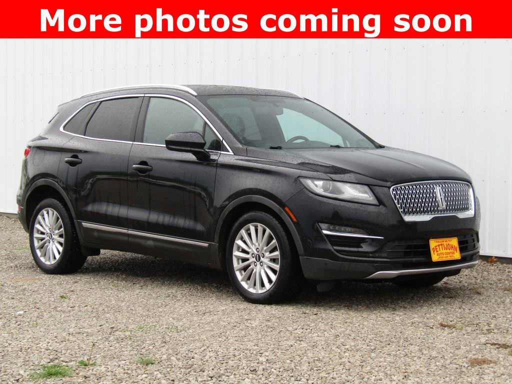 Used 2019 Lincoln MKC Premiere FWD image 1
