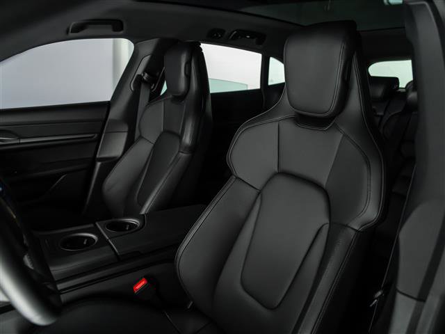 Used 2025 Porsche Taycan 4 Cross Turismo image 5
