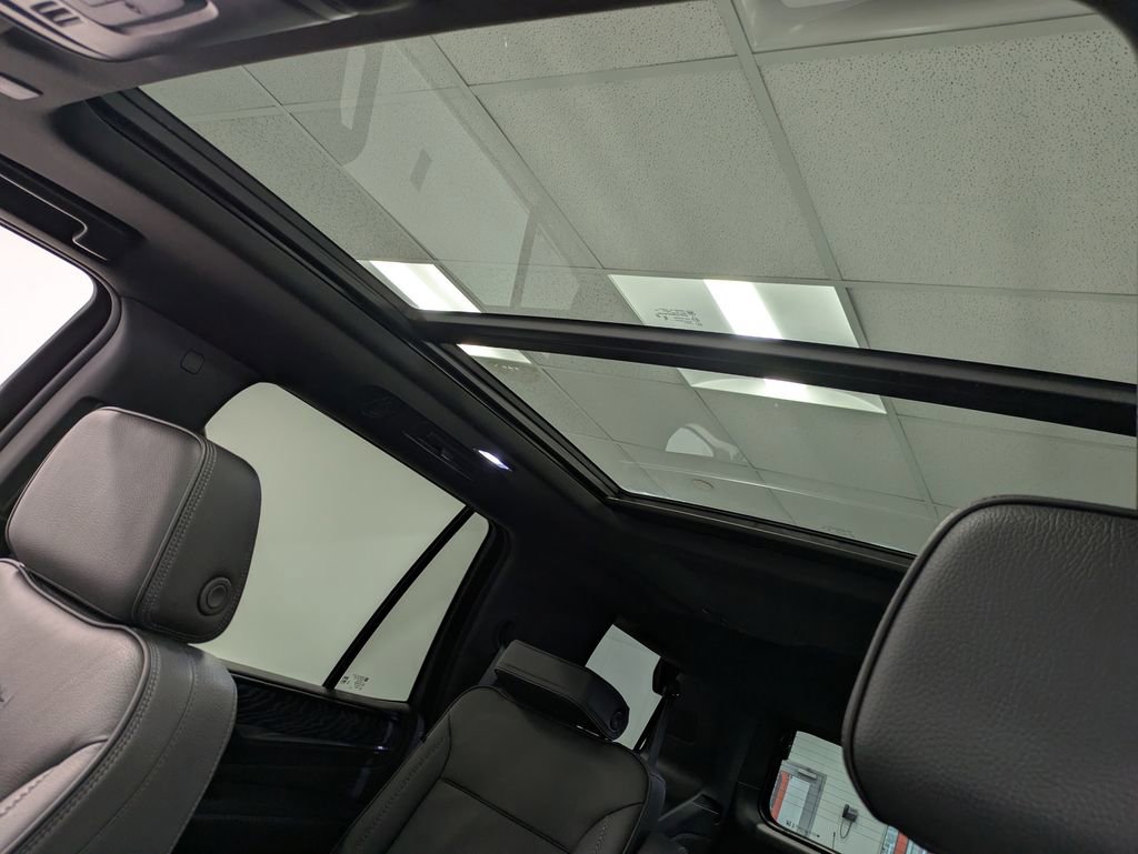 Used 2023 GMC Yukon Denali w/ LPO, Floor Liner Package image 20