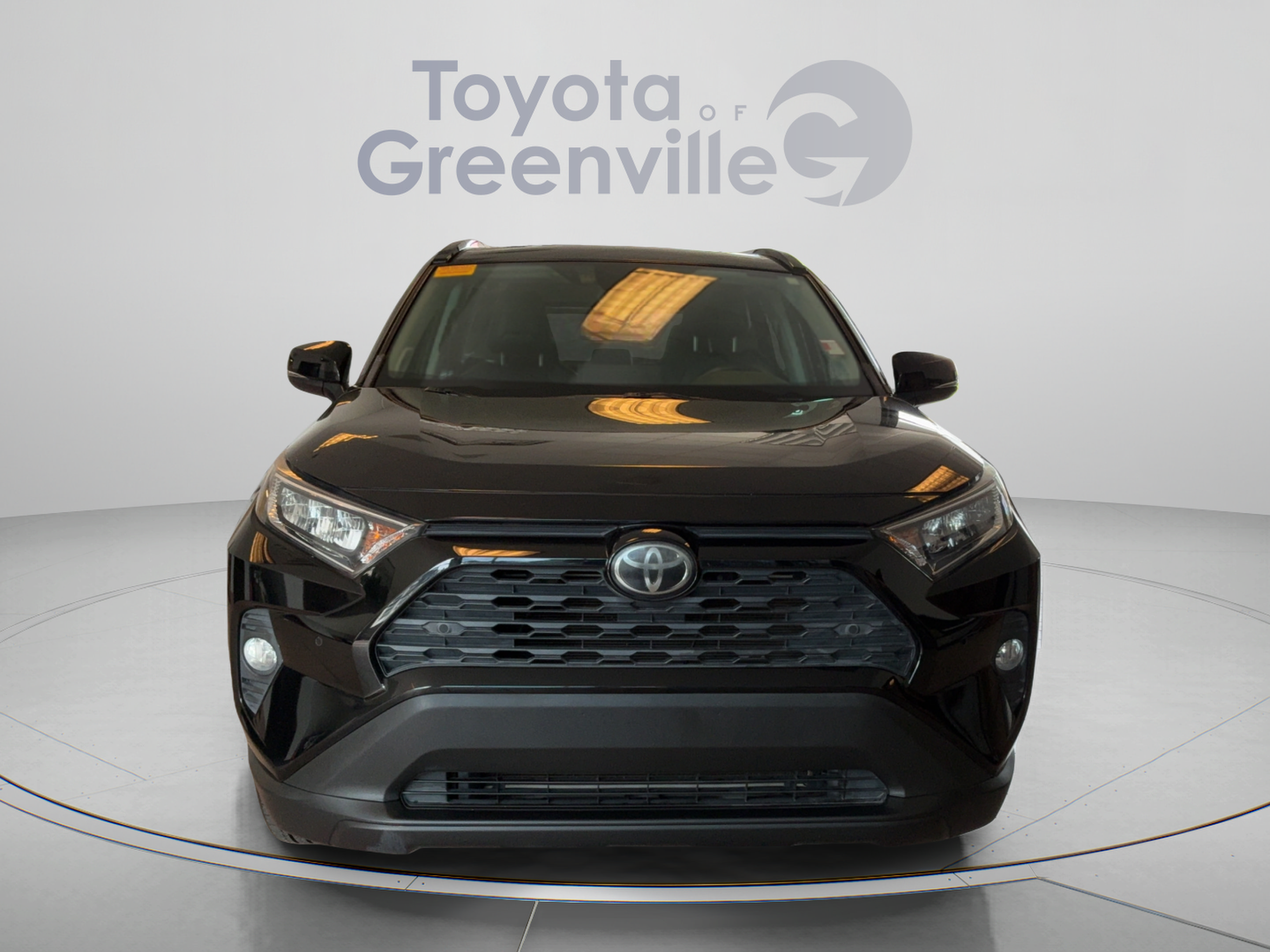Used 2019 Toyota RAV4 XLE Premium w/ Advanced Technology Package FWD image 9