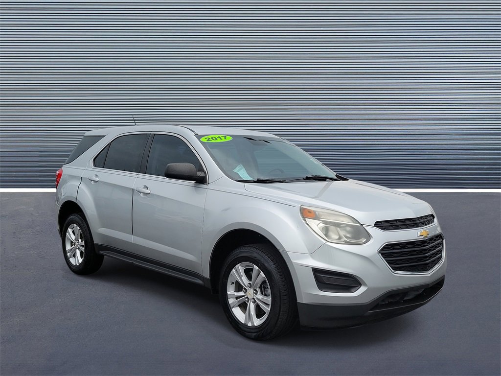 Used 2017 Chevrolet Equinox LS image 2