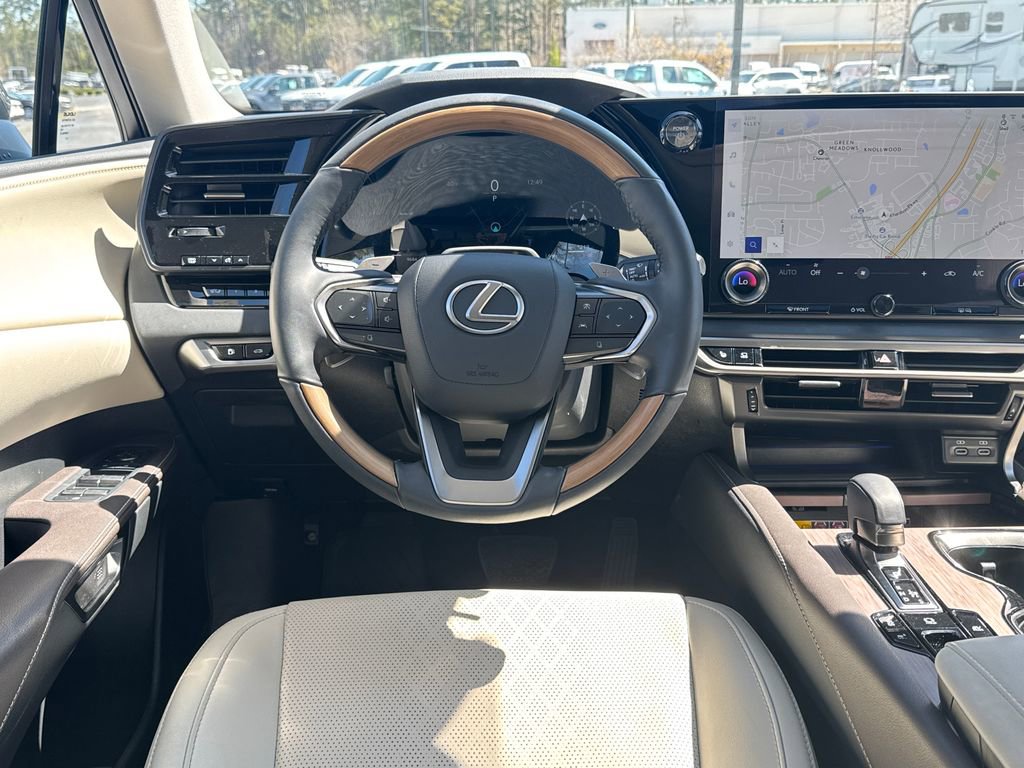 Used 2025 Lexus RX 350 w/ Convenience Package image 13