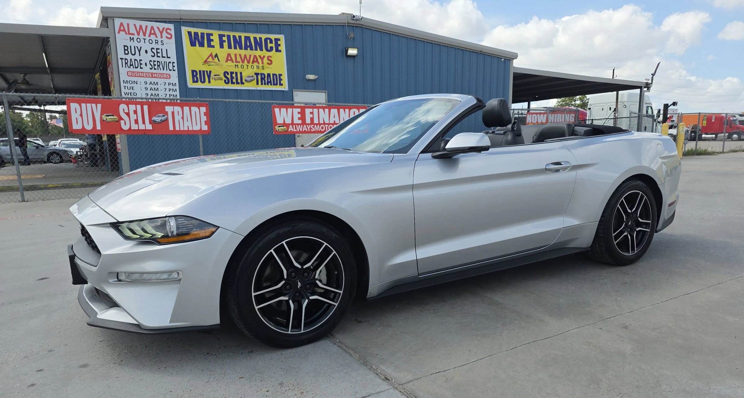Used 2019 Ford Mustang Premium image 1