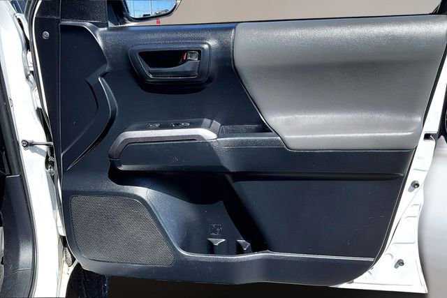 Used 2019 Toyota Tacoma SR5 image 25