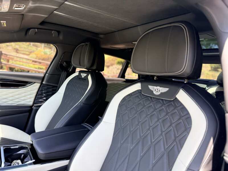Used 2023 Bentley Flying Spur S V8 AWD/4WD image 24