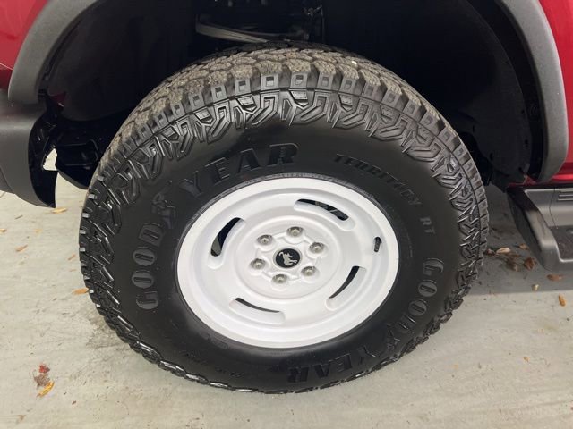 Used 2025 Ford Bronco Heritage Edition image 28