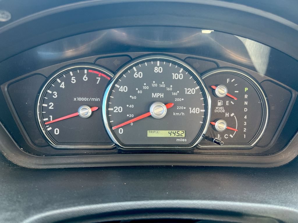 Used 2011 Mitsubishi Endeavor LS AWD/4WD image 11