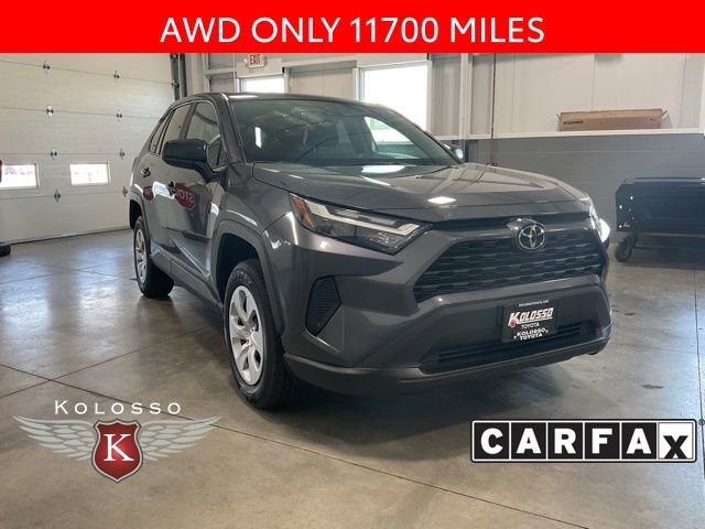 Used 2024 Toyota RAV4 LE AWD/4WD image 1