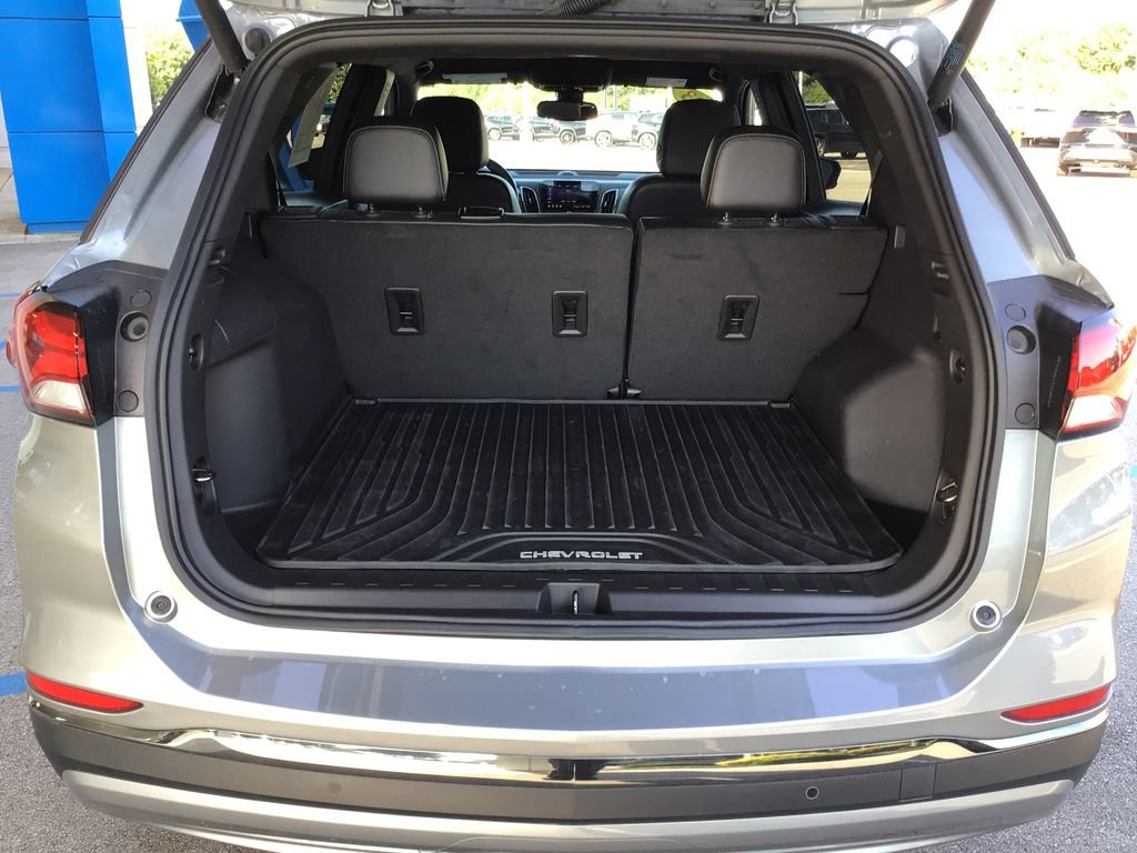 Used 2023 Chevrolet Equinox Premier w/ Redline Edition FWD image 40