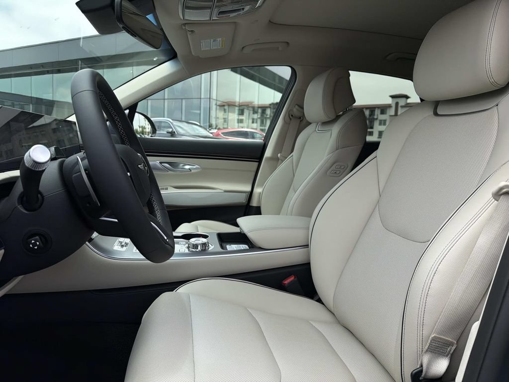 New 2026 Genesis GV70 2.5T Advanced AWD/4WD image 11