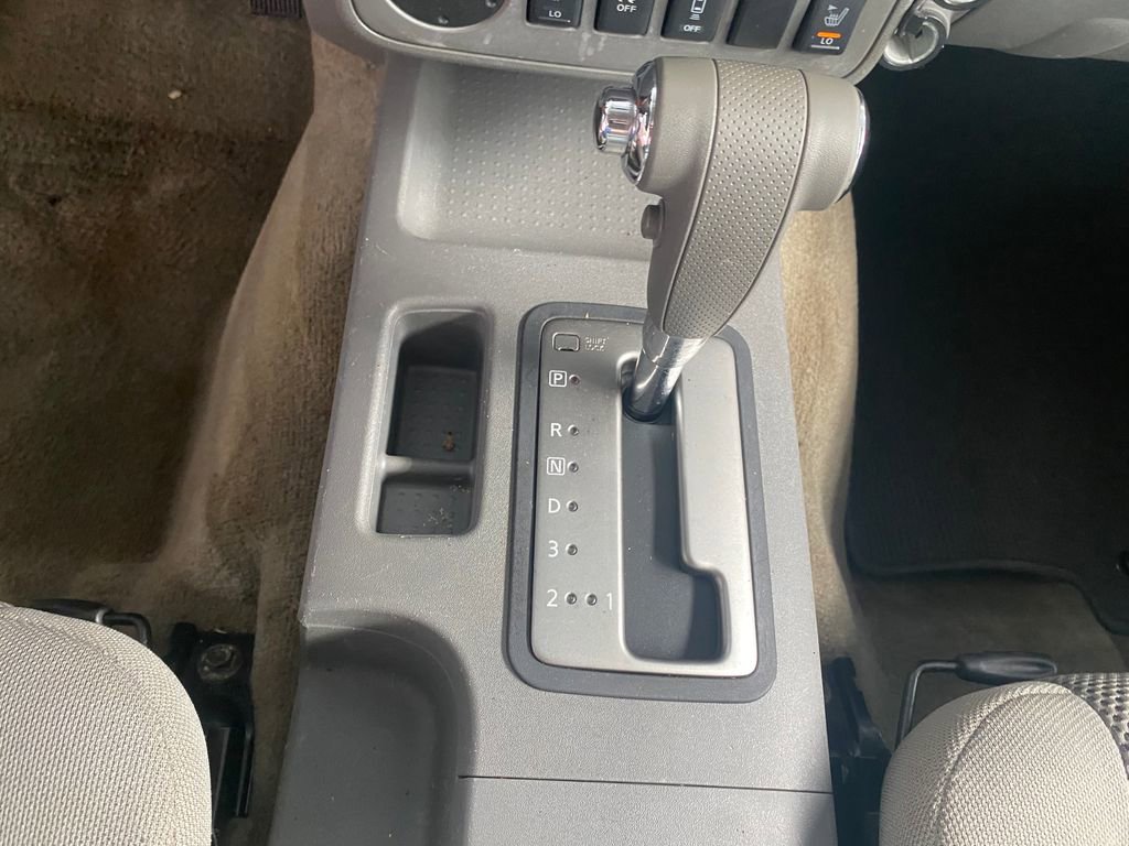 Used 2015 Nissan Frontier SV w/ SV Value Truck Package RWD image 34