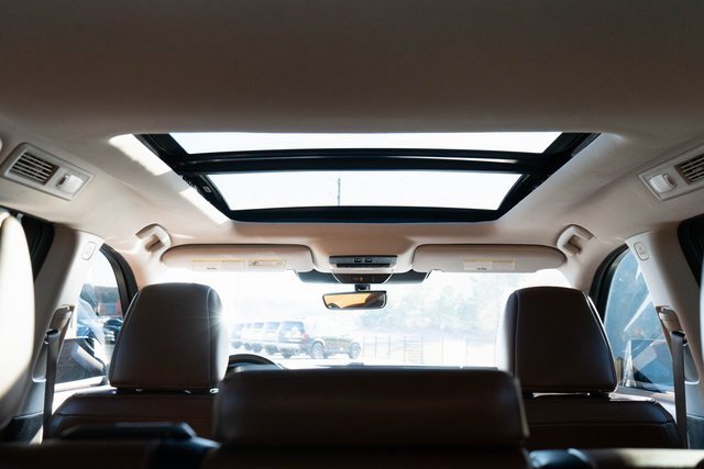 Used 2023 Nissan Pathfinder Platinum w/ Cargo Package image 14