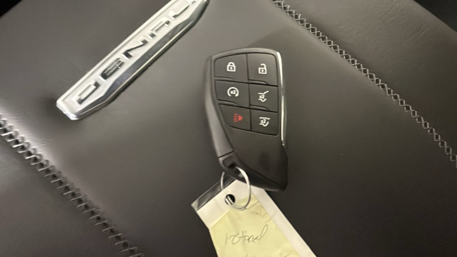 New 2026 GMC Yukon Denali w/ Sun & Power Step Package AWD/4WD image 25