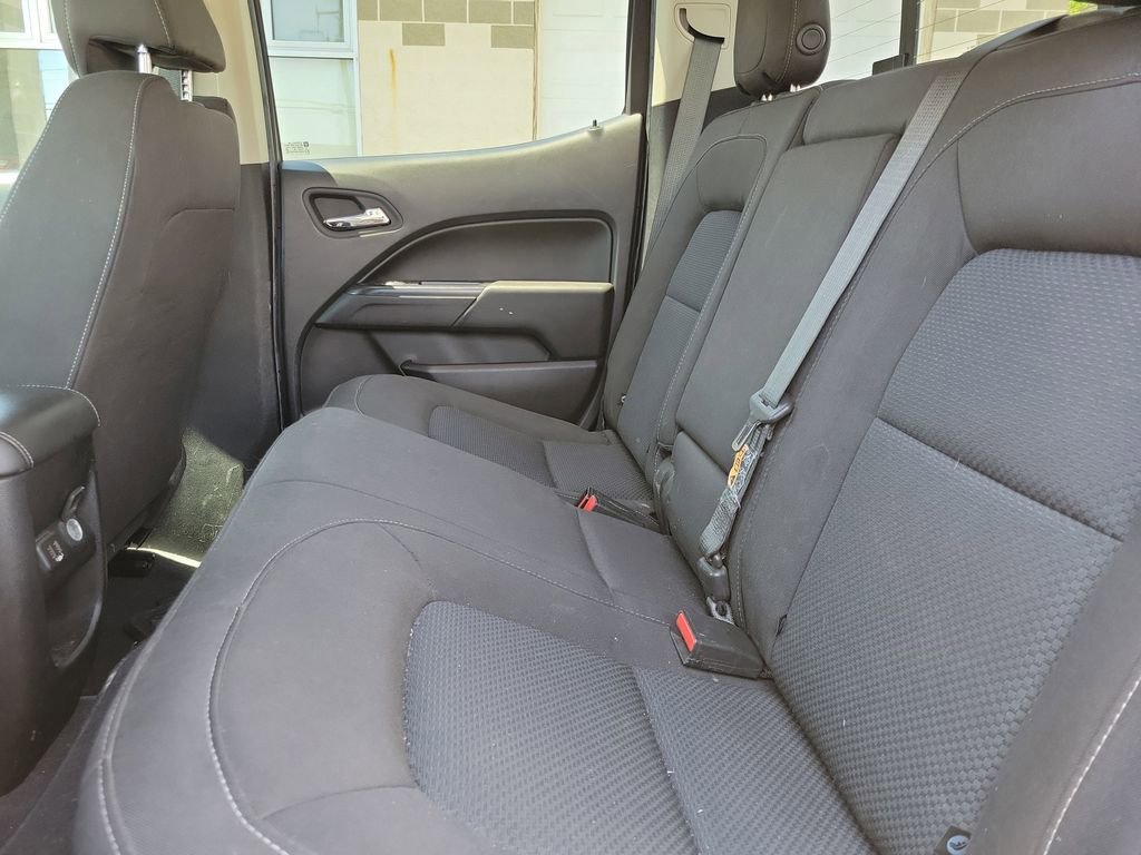 Used 2020 Chevrolet Colorado LT w/ Safety Package AWD/4WD image 12