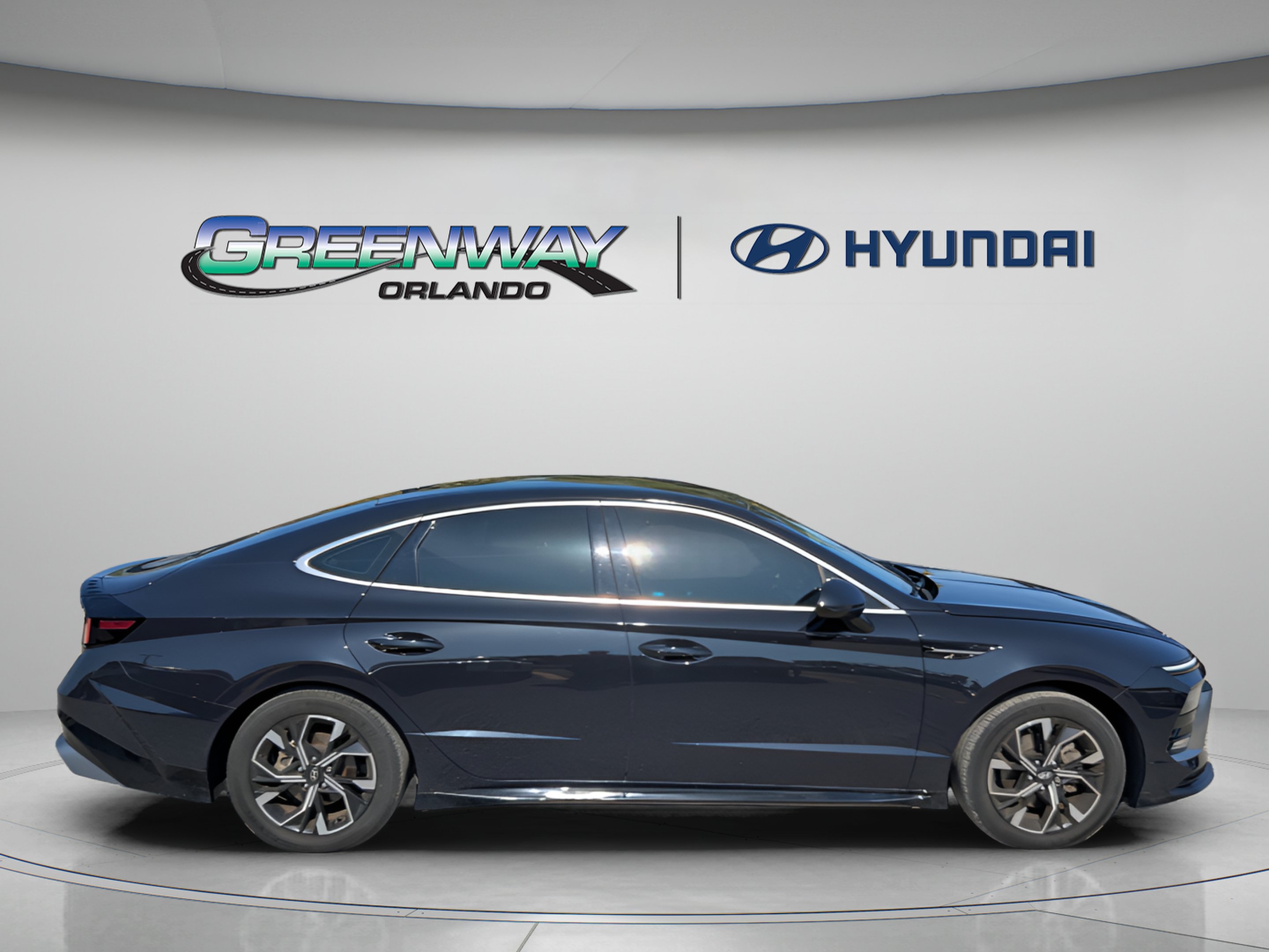 Used 2024 Hyundai Sonata SEL FWD image 8