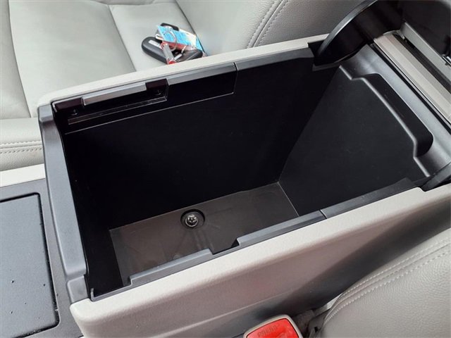 Used 2012 Toyota Camry XLE image 51