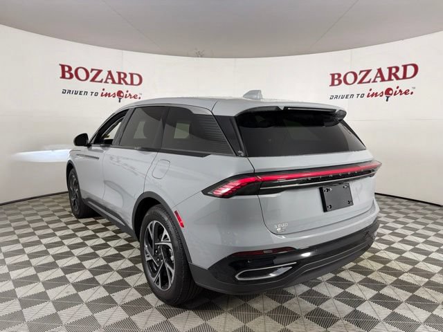 Used 2026 Lincoln Nautilus Premier AWD/4WD image 6