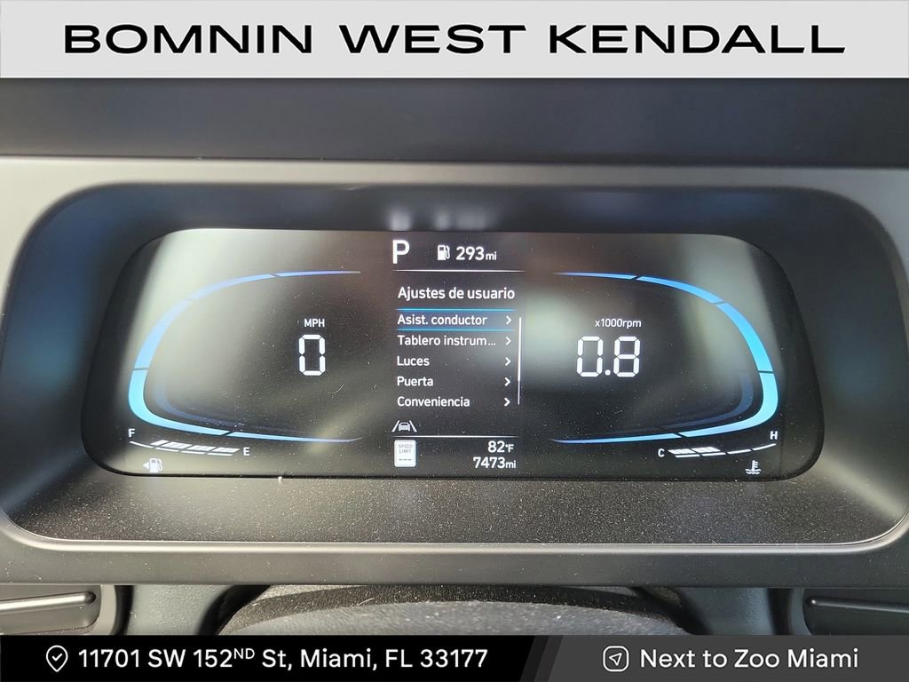 Used 2025 Hyundai Elantra Sport image 8