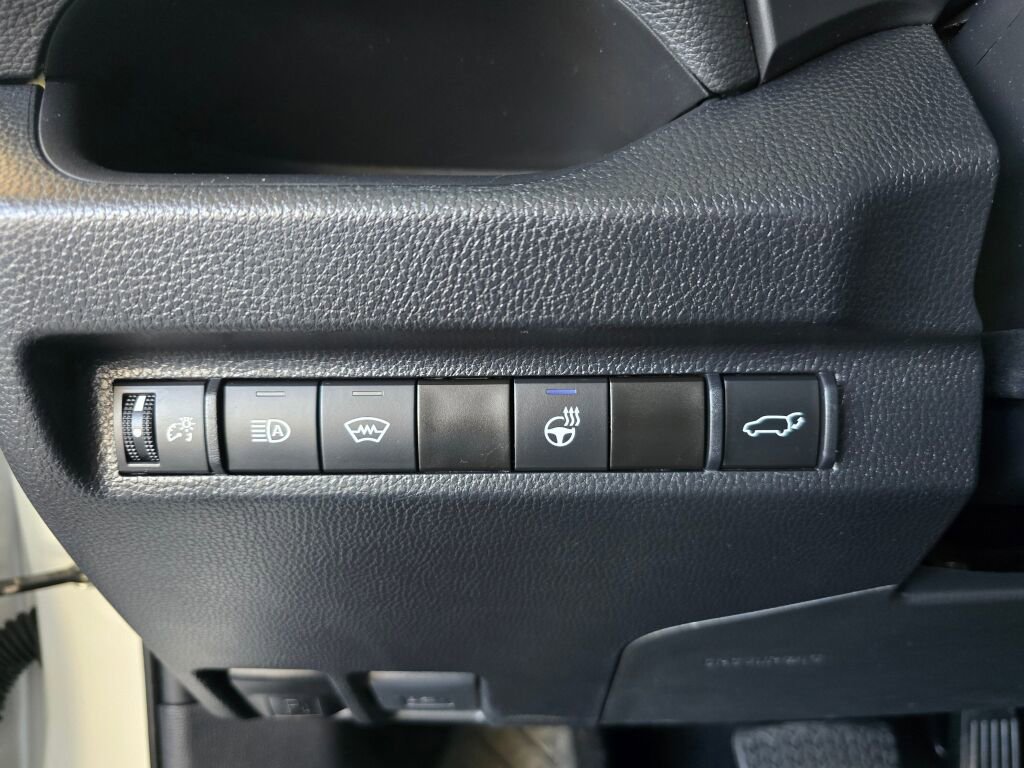 Used 2024 Toyota RAV4 XLE w/ Convenience Package AWD/4WD image 28
