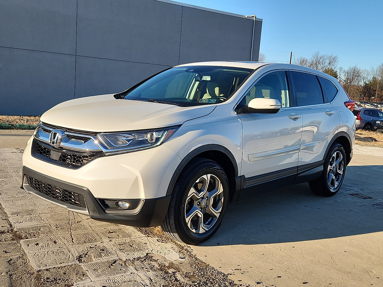 Used 2018 Honda CR-V EX-L image 3