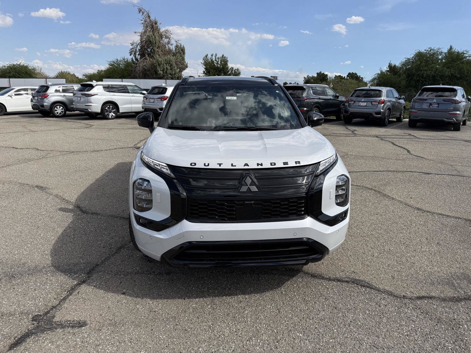New 2026 Mitsubishi Outlander 4WD Plug-In Hybrid image 7