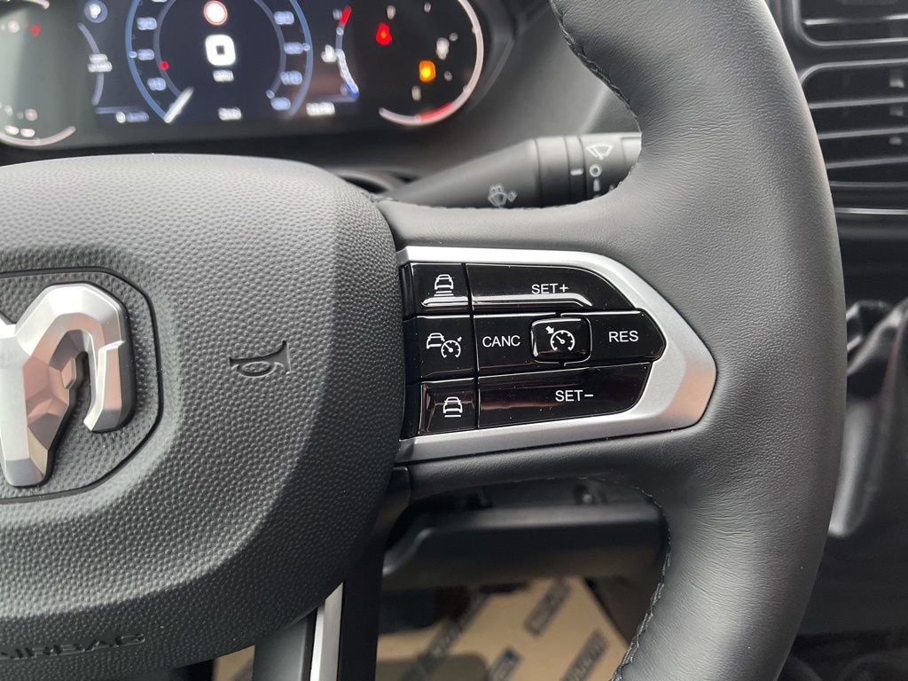 New 2025 RAM ProMaster 3500 w/ Premium Convenience Group FWD image 14