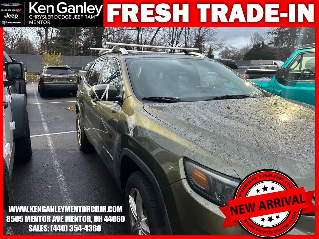 Used 2019 Jeep Cherokee Latitude Plus w/ Cold Weather Group image 12