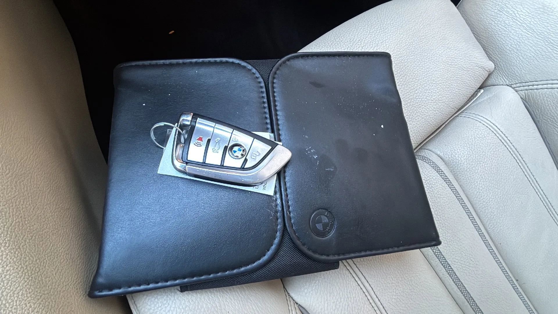 Used 2019 BMW 530i xDrive w/ Convenience Package image 36