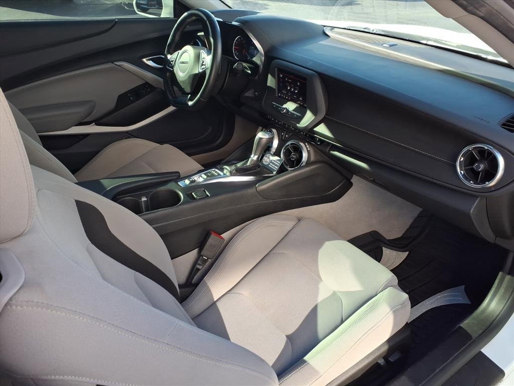 Used 2023 Chevrolet Camaro LT image 7