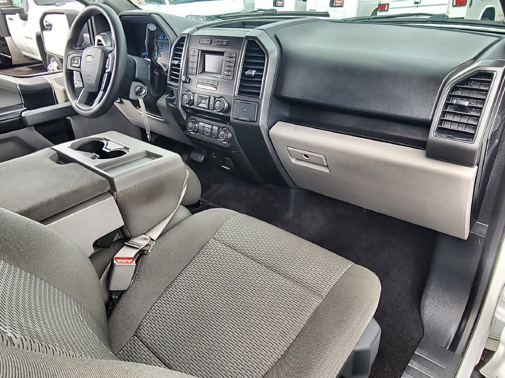 Used 2017 Ford F150 XLT RWD image 25