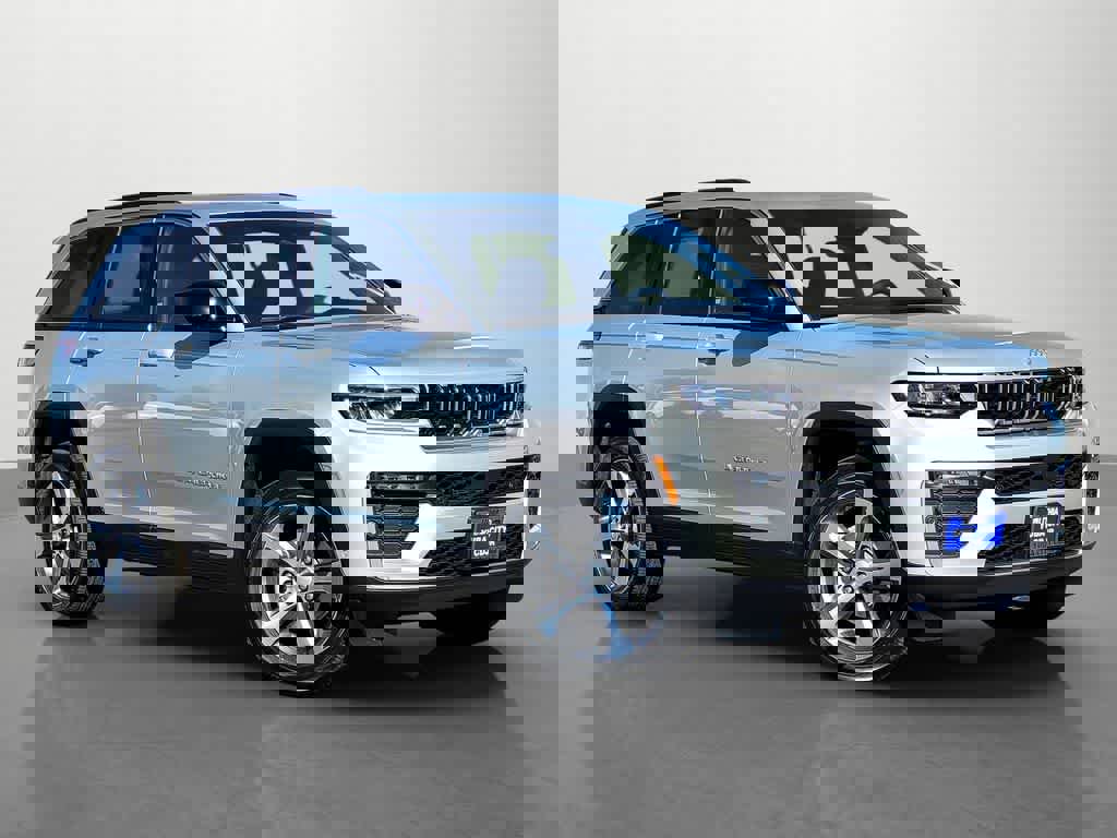 New 2026 Jeep Grand Cherokee Limited image 8