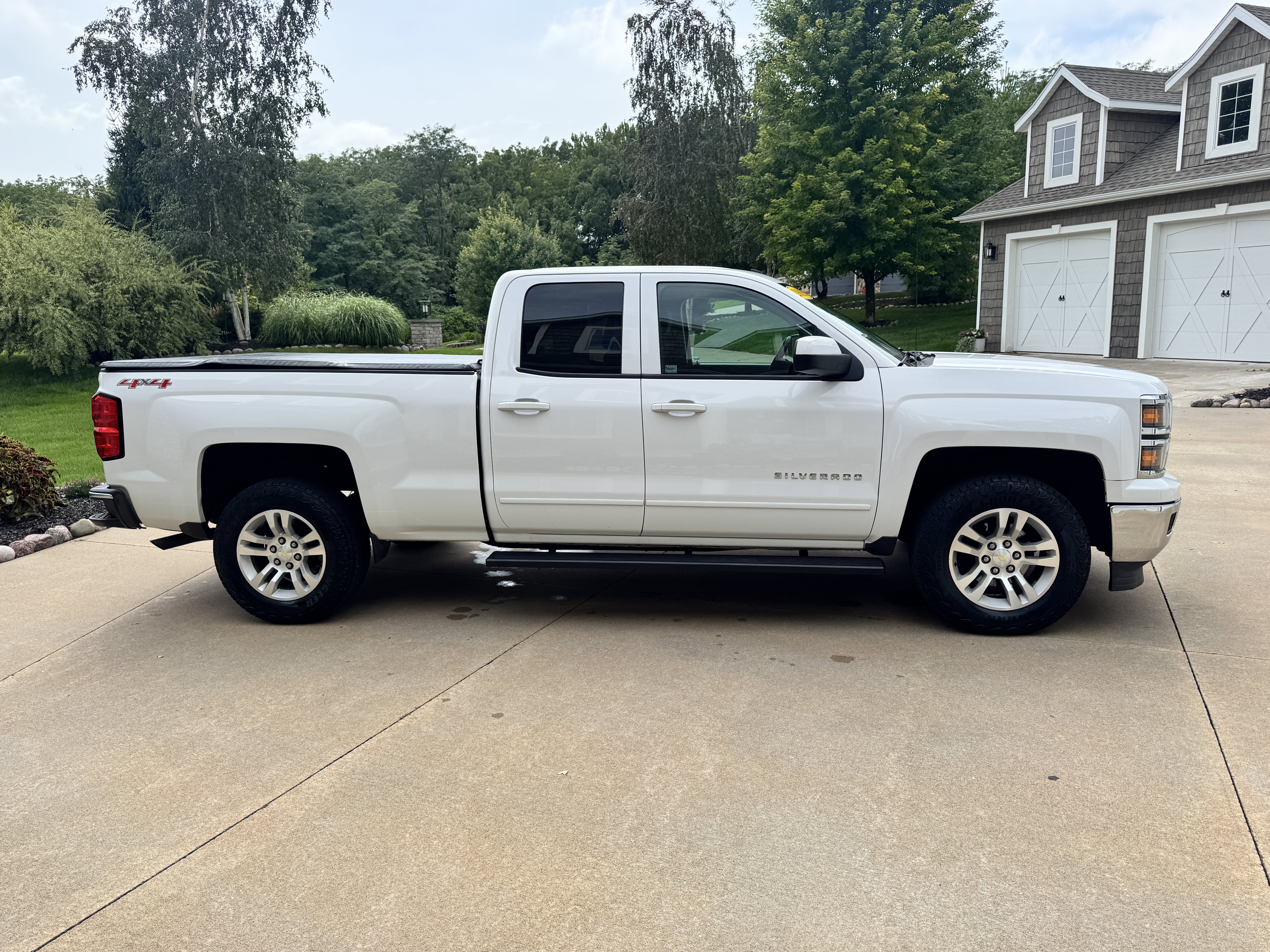 Used 2015 Chevrolet Silverado 1500 LT w/ All Star Edition AWD/4WD image 7