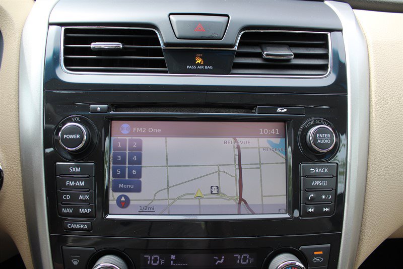 Used 2015 Nissan Altima 3.5 SL FWD image 10