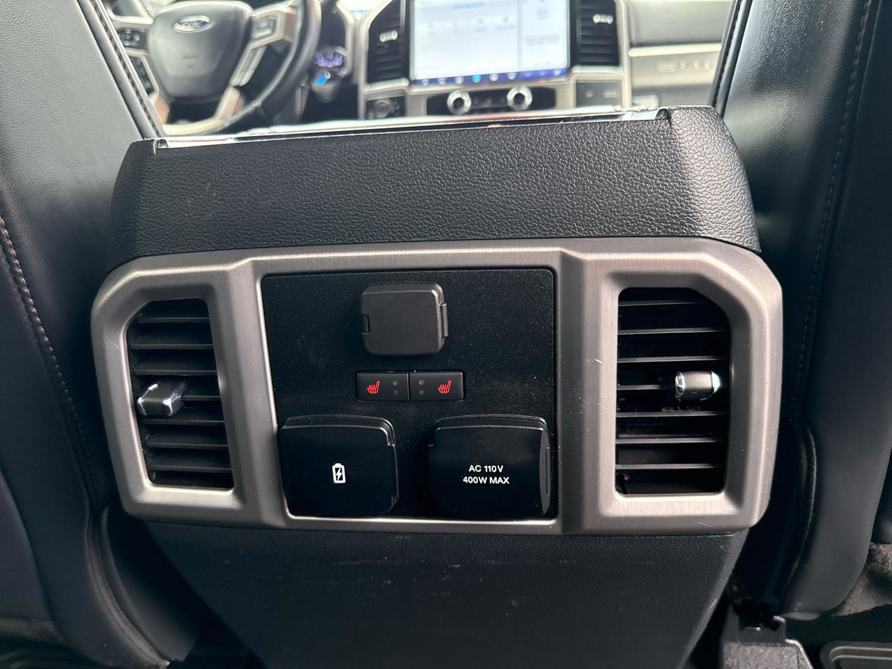 Used 2022 Ford F350 Platinum w/ FX4 Off-Road Package image 31