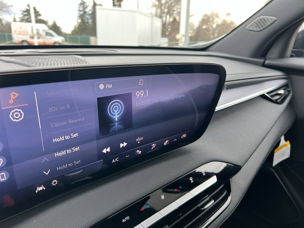 New 2026 Buick Enclave Sport Touring w/ Power Package image 28