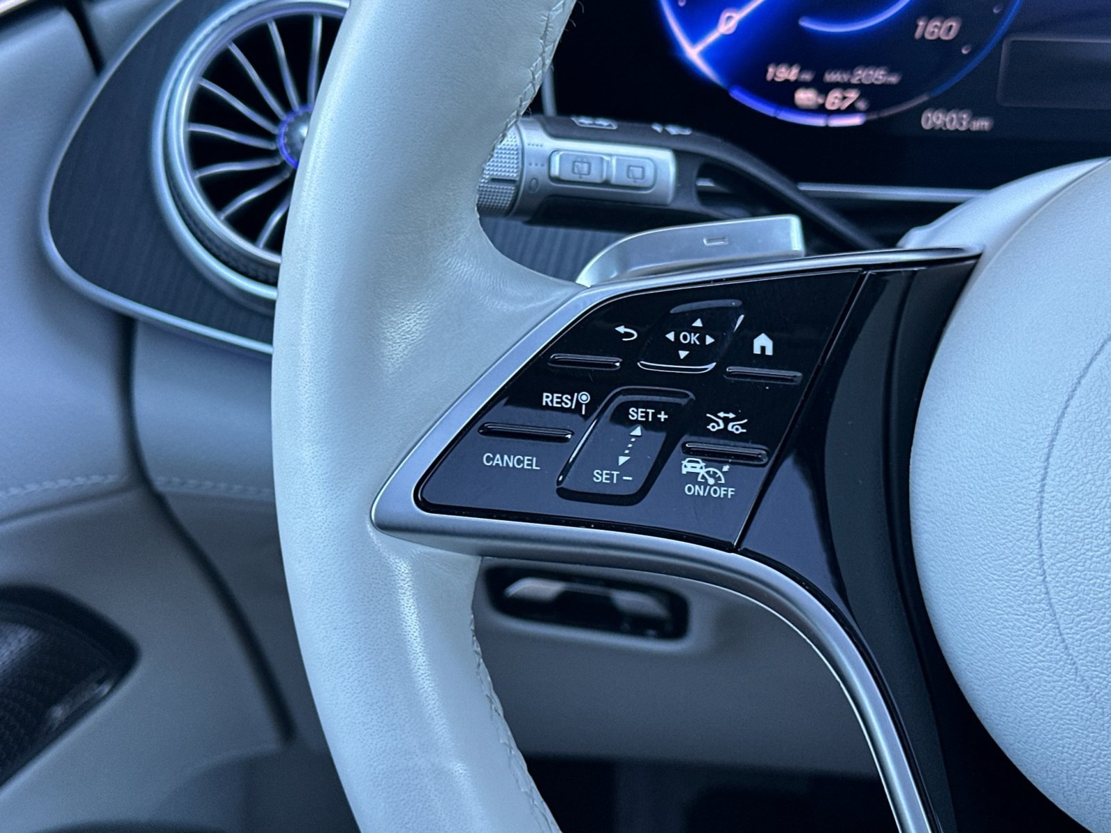 Certified 2023 Mercedes-Benz EQS 450+ SUV image 29