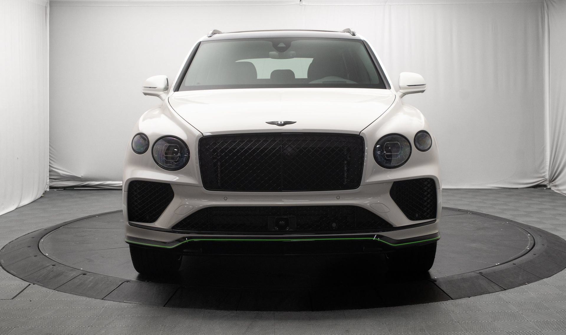 New 2026 Bentley Bentayga Speed AWD/4WD image 8