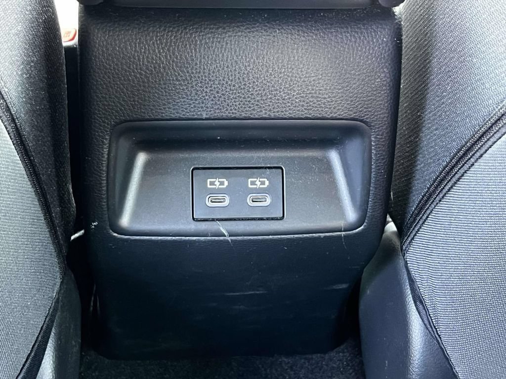 Used 2023 Toyota Corolla SE FWD image 13