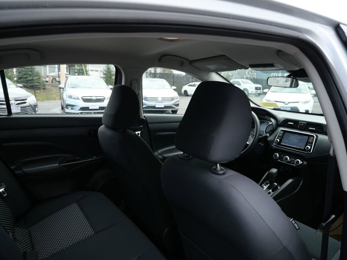 Used 2020 Nissan Versa S FWD image 23