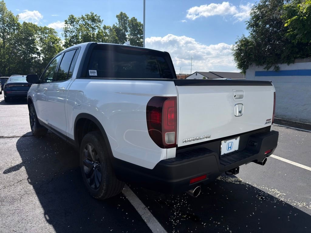 Certified 2023 Honda Ridgeline Sport image 3
