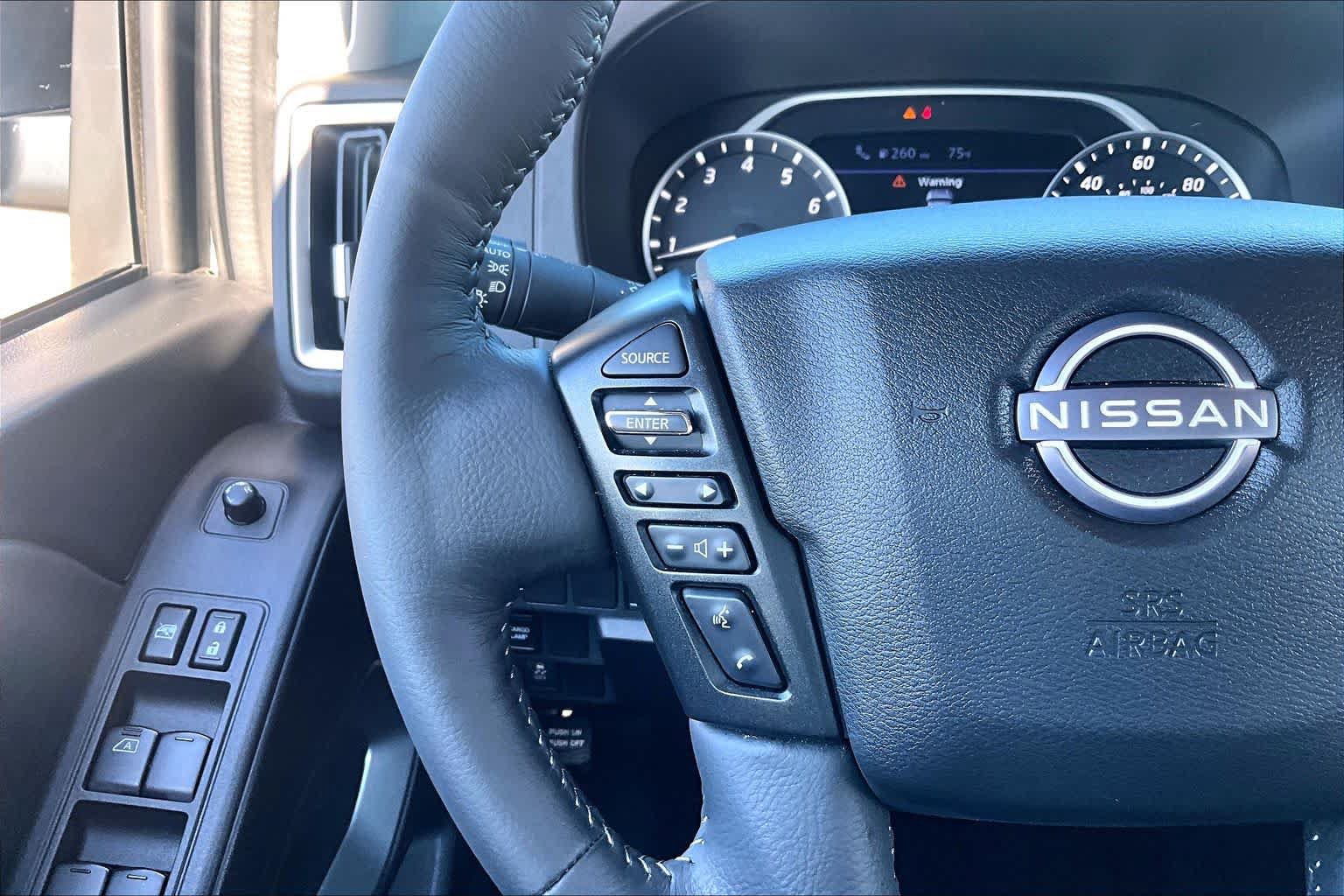 Used 2025 Nissan Frontier SV w/ SV Convenience Package RWD image 24