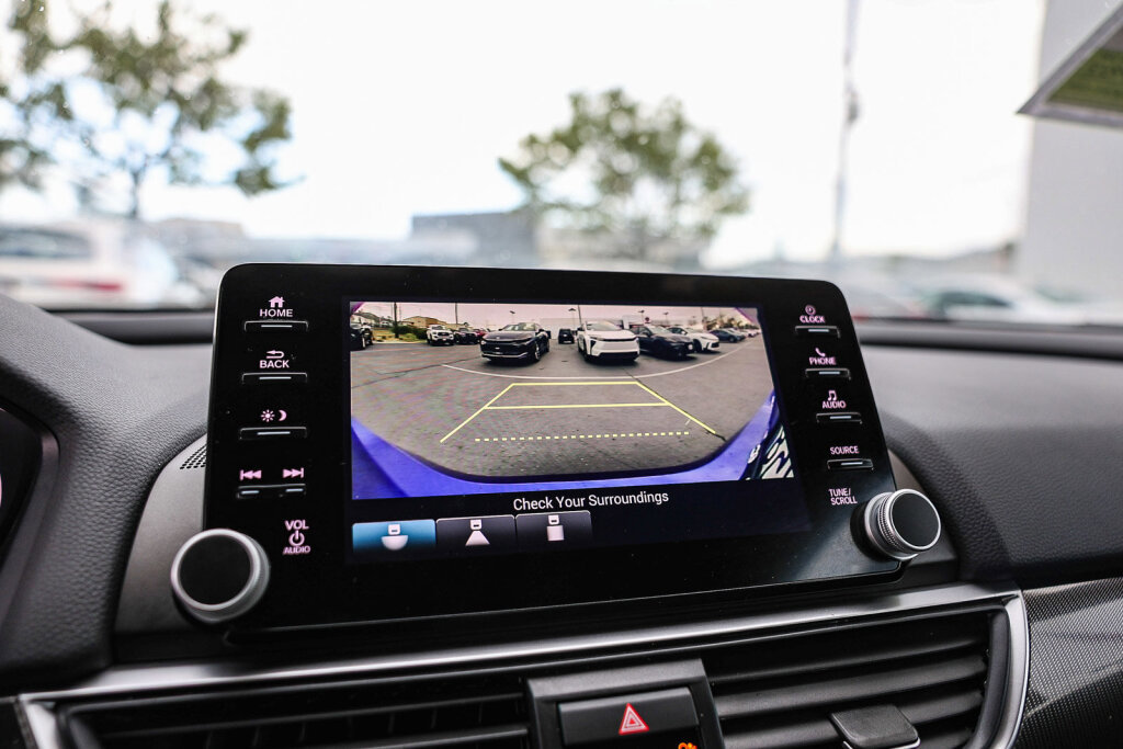 Used 2022 Honda Accord Sport image 13