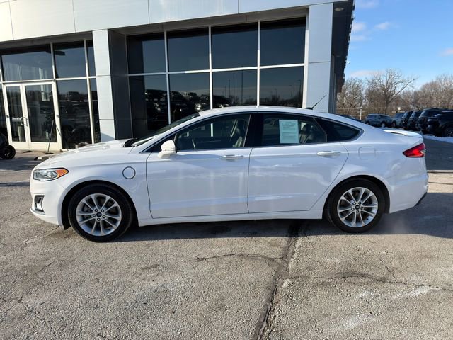 Used 2019 Ford Fusion Energi Titanium FWD image 4