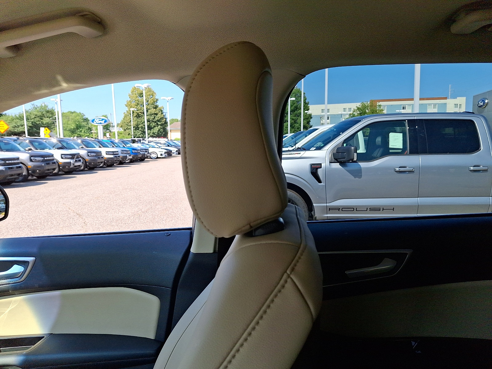 Certified 2020 Ford Edge SEL w/ Convenience Package FWD image 16
