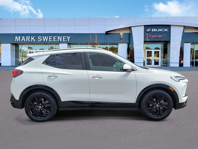 Used 2024 Buick Encore GX Sport Touring w/ Advanced Technology Package FWD image 32