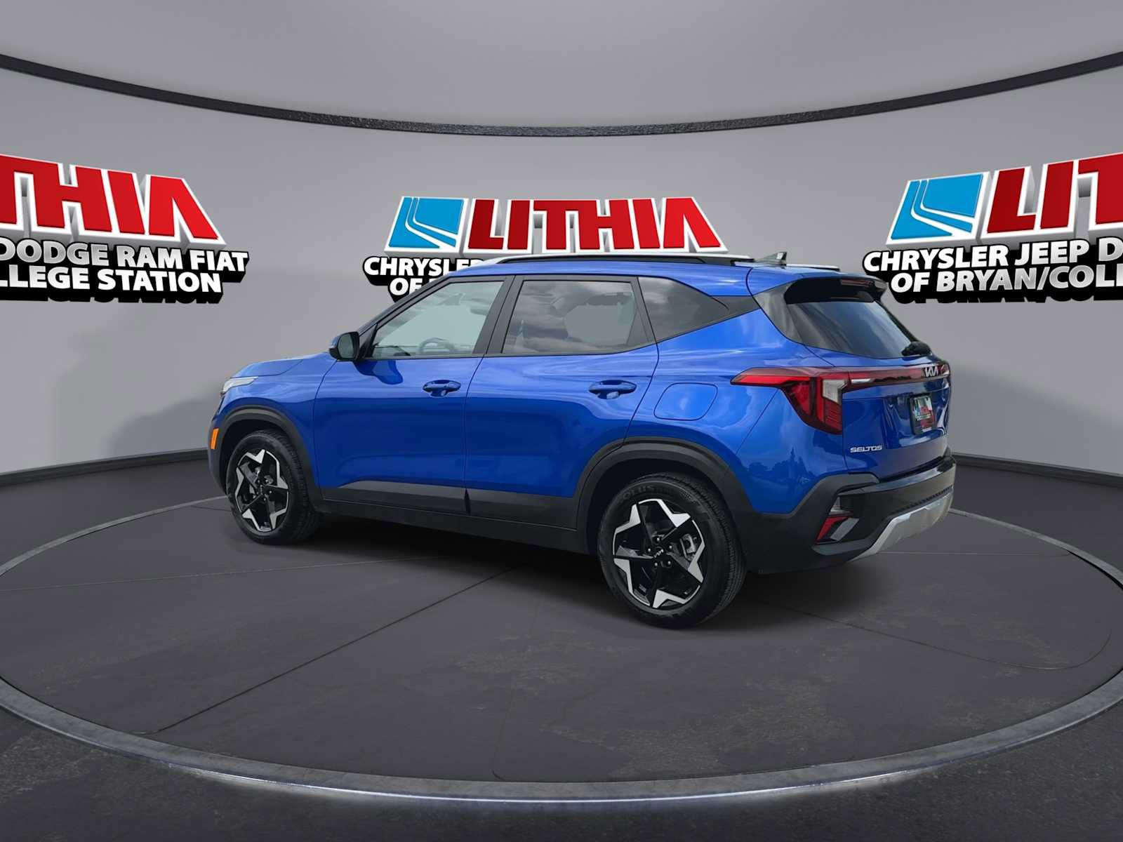 Used 2025 Kia Seltos S FWD image 6
