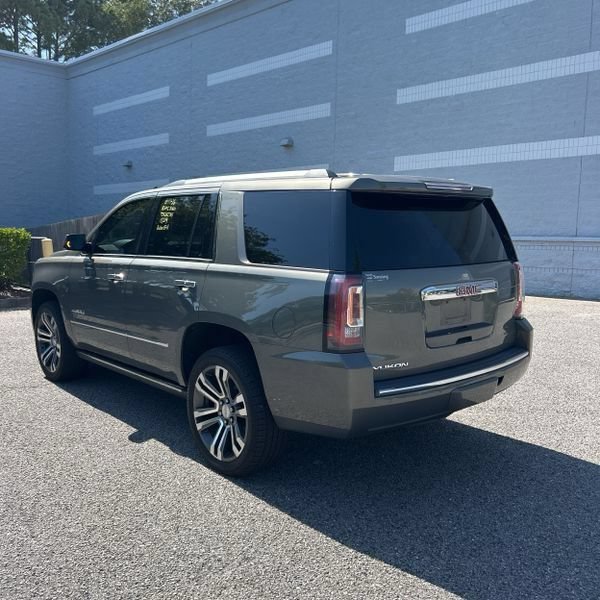 Used 2018 GMC Yukon Denali w/ Denali Ultimate Package RWD image 2