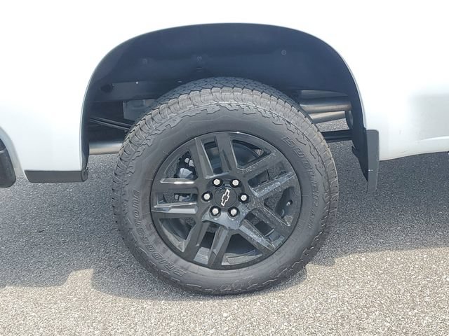 New 2026 Chevrolet Silverado 1500 LT Trail Boss w/ Dark Appearance Package AWD/4WD image 5