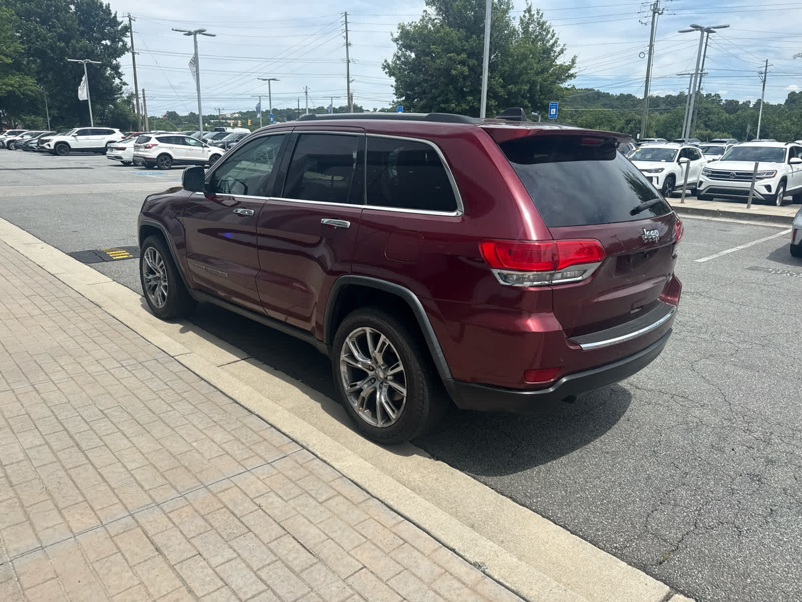 Used 2017 Jeep Grand Cherokee Limited w/ Luxury Group II RWD image 5