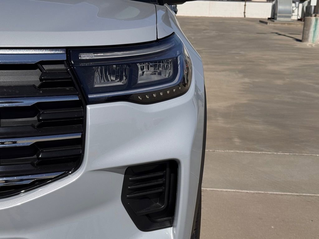 New 2026 Ford Explorer Active image 8